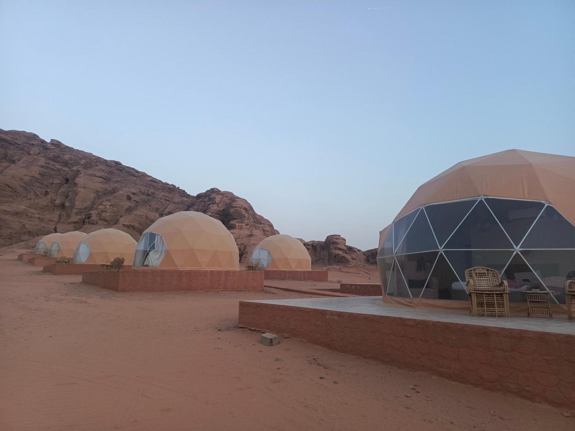 Wadi Rum Maracana Camp ภายนอก รูปภาพ